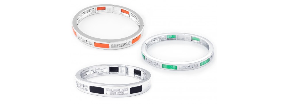 Bracelets 